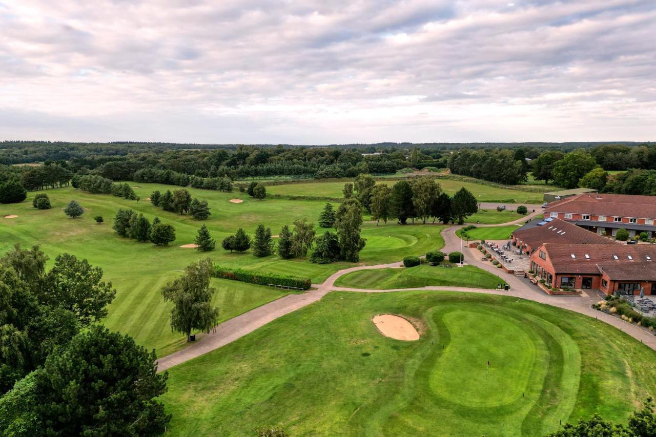 Wensum Valley Hotel Golf And Country Club Norwich Exterior photo